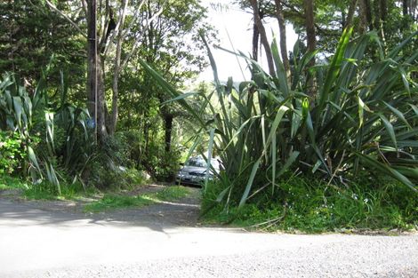 Photo of property in 12 Cascade Avenue, Waiatarua, Auckland, 0604