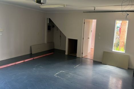 Photo of property in 16 Lamia Place, The Gardens, Auckland, 2105