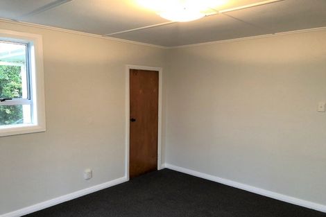 Photo of property in 12 Hiwi Crescent, Titahi Bay, Porirua, 5022