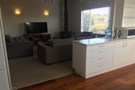 Photo of property in 25 Belt Road, Moturoa, New Plymouth, 4310