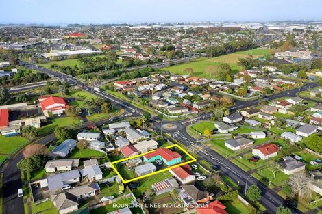 Photo of property in 74 Bader Drive, Mangere, Auckland, 2022