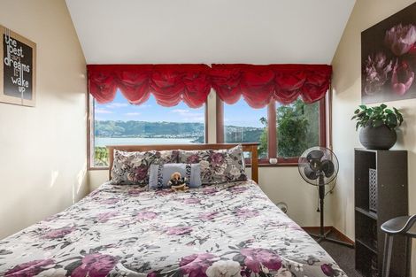 Photo of property in 8 Moray Place, Papakowhai, Porirua, 5024