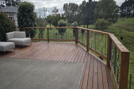 Photo of property in 47 Codlin Road, Waiuku, 2683