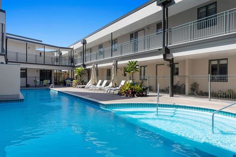 Photo of property in Beachpoint Apartments, 2/5 West End Road, Ohope, 3121