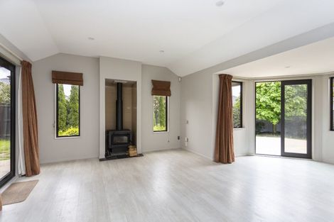 Photo of property in 14 Hideaway Gate, Parklands, Christchurch, 8083