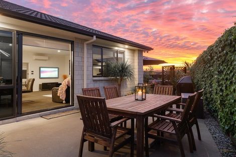 Photo of property in 65 Puhirake Crescent, Pyes Pa, Tauranga, 3112