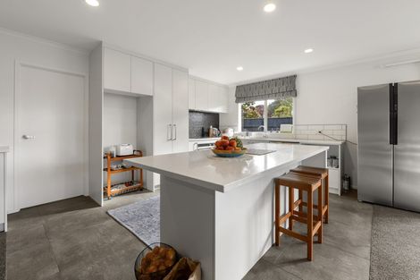 Photo of property in 9 Holland Street, Glenholme, Rotorua, 3010