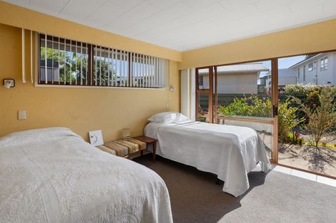 Photo of property in 27 Robinson Road, Whitianga, 3510