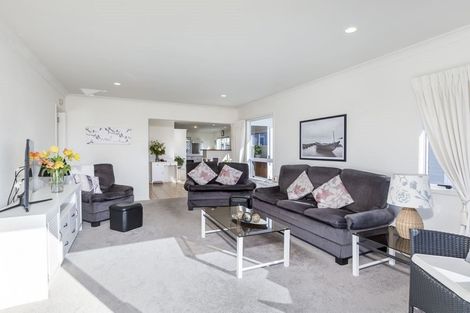 Photo of property in 8 Piccadilly Circus, Snells Beach, 0920