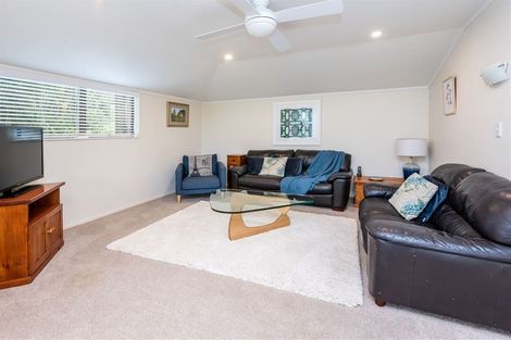 Photo of property in 17 Orinda Close, Botany Downs, Auckland, 2010