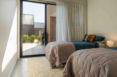 Photo of property in 14 Robrosa Street, Wanaka, 9305