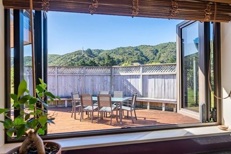 Photo of property in 150 Upper Fitzherbert Road, Wainuiomata, Lower Hutt, 5373