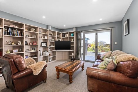 Photo of property in 43 Guys Hill Road, Hospital Hill, Napier, 4110