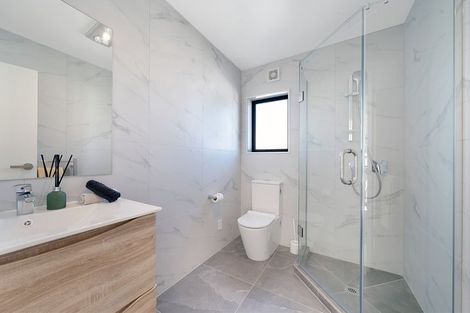 Photo of property in 22b Toru Street, Te Atatu Peninsula, Auckland, 0610