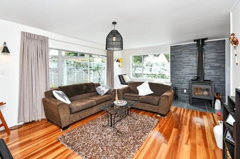 Photo of property in 19 Hazeldene Place, Opaheke, Papakura, 2113