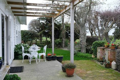 Photo of property in 147 Koputaroa Road, Levin, 5575