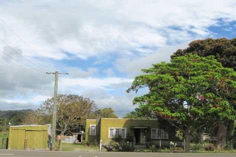Photo of property in 11 Cook Street, Tolaga Bay, 4077