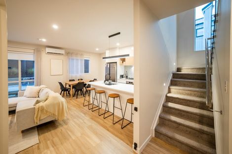 Photo of property in 35 Pohewa Road, Silverdale, 0932