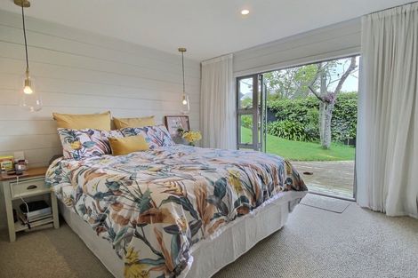 Photo of property in 37 Kawerau Avenue, Devonport, Auckland, 0624