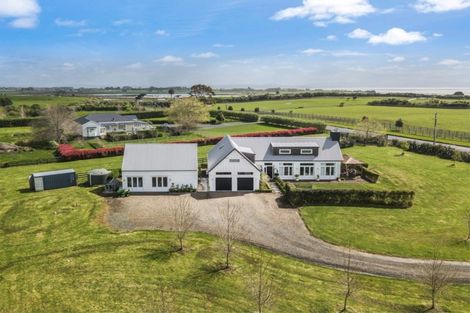 Photo of property in 49 Whatapaka Road, Karaka, Papakura, 2580