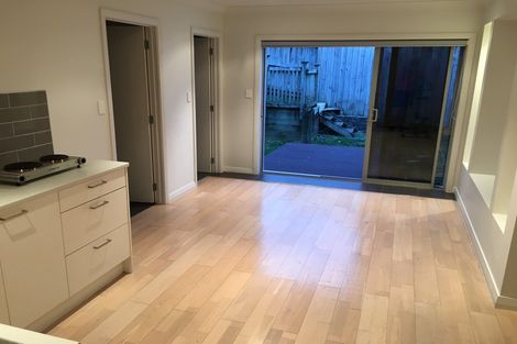 Photo of property in 13 Kilear Close, Pinehill, Auckland, 0632