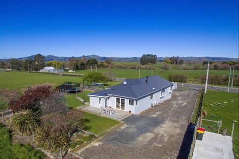 Photo of property in 720 Outram-mosgiel Road, Riverside, Outram, 9073