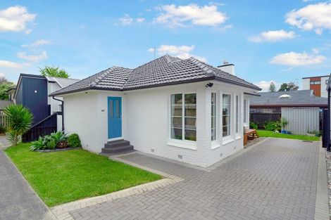 Photo of property in 54c Te Atatu Road, Te Atatu South, Auckland, 0610