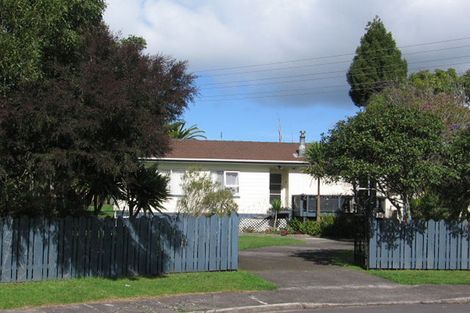 Photo of property in 10 John F Kennedy Place, Glen Eden, Auckland, 0602