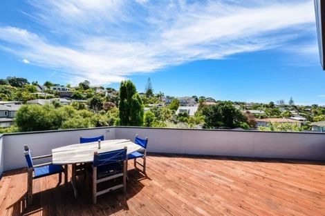 Photo of property in 37a Penzance Road, Mairangi Bay, Auckland, 0630