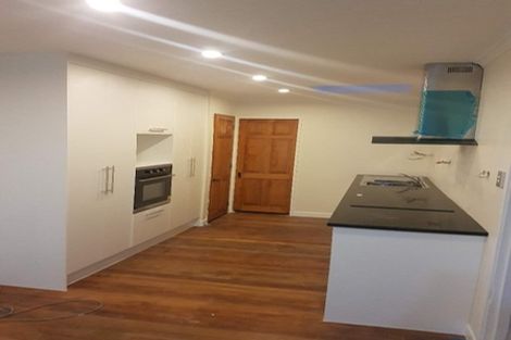 Photo of property in 36 Woodside Road, Massey, Auckland, 0614