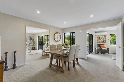 Photo of property in 17 Channing Crescent, Botany Downs, Auckland, 2010