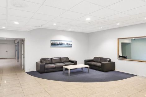 Photo of property in Terrace Tower Apartments, 10d/126 The Terrace, Wellington Central, Wellington, 6011