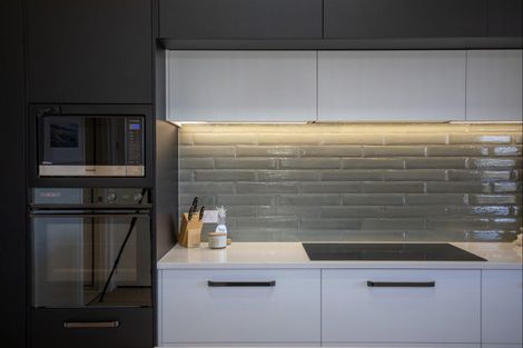 Photo of property in 2a Marine Parade, Raglan, 3225