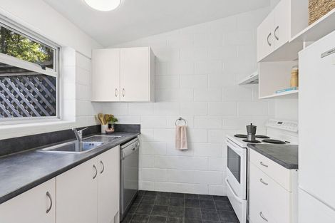 Photo of property in 2/11 Anderson Terrace, Mount Cook, Wellington, 6021