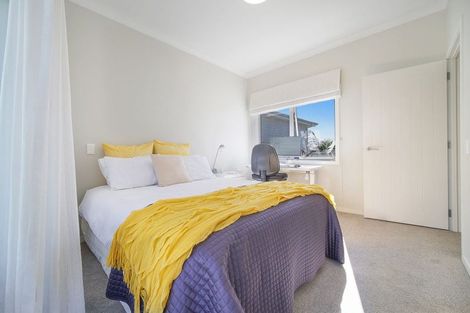 Photo of property in 48 Panorama Heights, Orewa, 0931