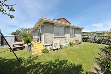 Photo of property in 1/26 Meon Street, Aranui, Christchurch, 8061