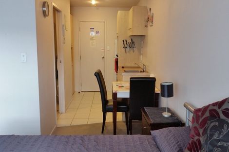 Photo of property in Harbour Green Apartments, 808/11 Union Street, Auckland Central, Auckland, 1010
