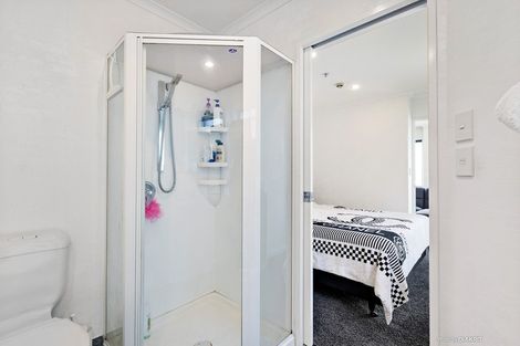 Photo of property in Terrace Heights Apartments, 10e/163 The Terrace, Wellington Central, Wellington, 6011