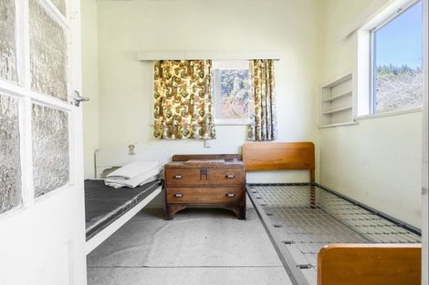 Photo of property in 1 Parekarangaranga Street, Motuoapa, 3382