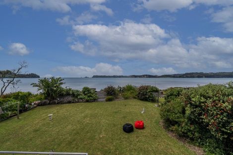 Photo of property in 109a Buffalo Beach Sh25 Road, Whitianga, 3510