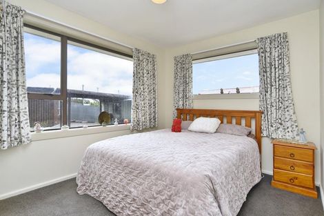 Photo of property in 11 Quebec Place, Wainoni, Christchurch, 8061