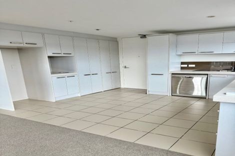 Photo of property in Bella Vista, 2d/84 Gunner Drive, Te Atatu Peninsula, Auckland, 0610