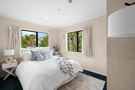 Photo of property in 1 Diomede Glade, Flagstaff, Hamilton, 3210