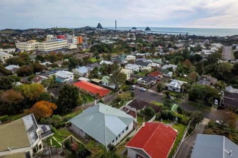 Photo of property in 13a Burns Street, Westown, New Plymouth, 4310