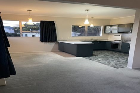 Photo of property in 1 Cyril Way, Paparangi, Wellington, 6037