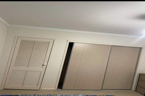 Photo of property in 63 Chelsea View Drive, Chatswood, Auckland, 0626