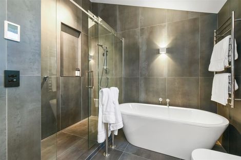 Photo of property in 1/58 Herbert Road, Queenwood, Hamilton, 3210