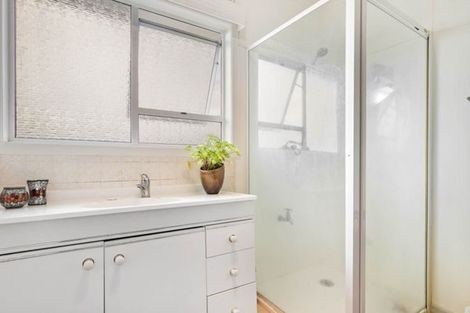 Photo of property in 28 Prangley Avenue, Mangere, Auckland, 2022