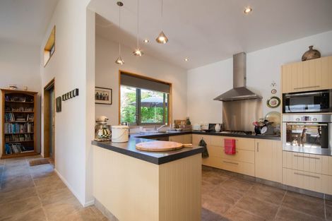 Photo of property in 33 Seaview Lane, Wainui, French Farm, 7582