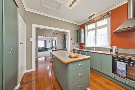 Photo of property in 22 Milverton Avenue, Hokowhitu, Palmerston North, 4410